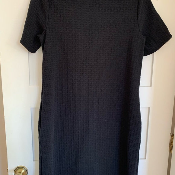 Lands’ End black shift dress. Size small - Picture 2 of 3